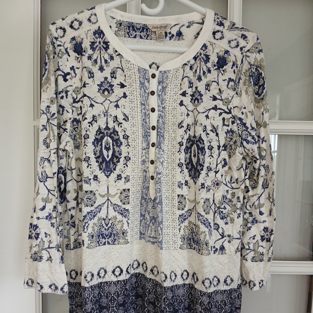 Lucky Brand Blue and White Patterned Blouse Tunic Cotton Blend 3/4 Sleeve